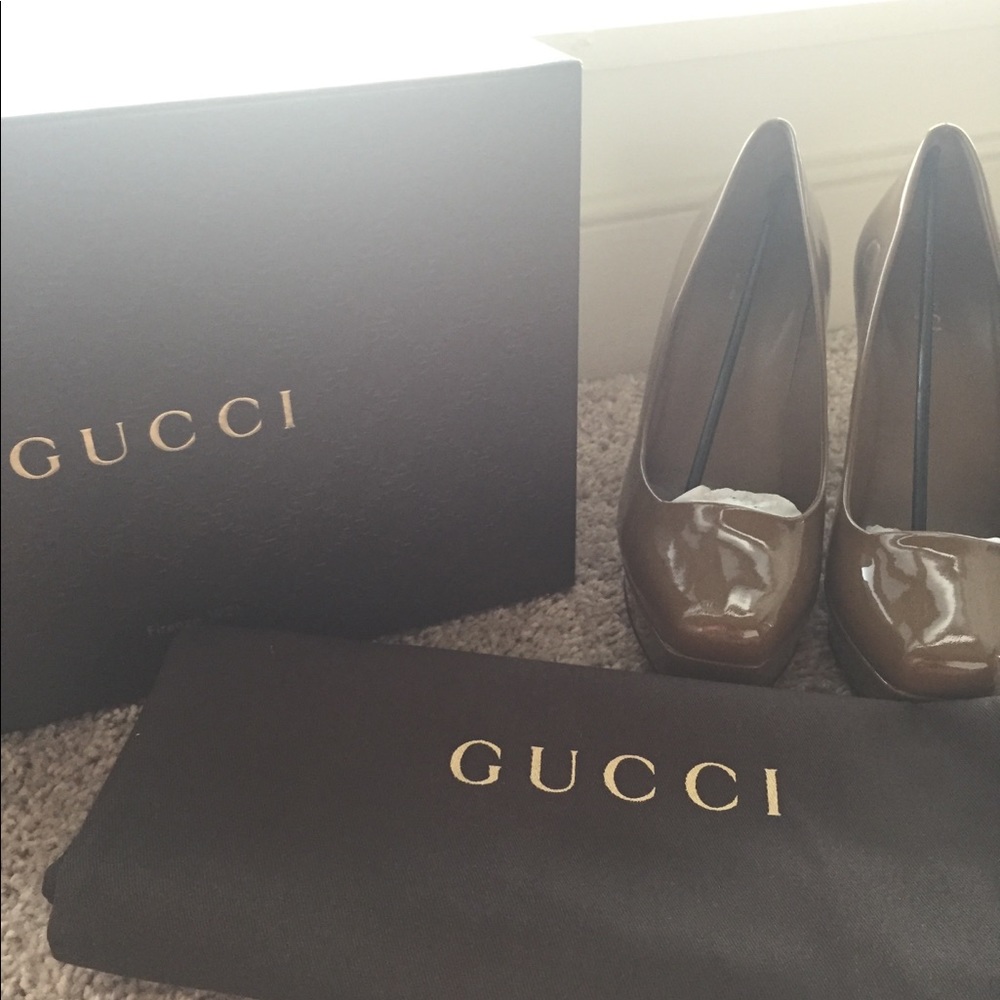Gucci - Vitello Vernice Soft Pumps